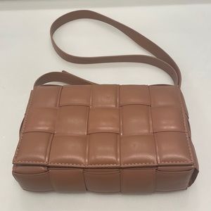 Billini Bronwyn Shoulder Bag!